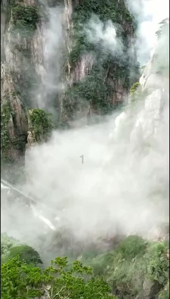 抗震“父子兵”
